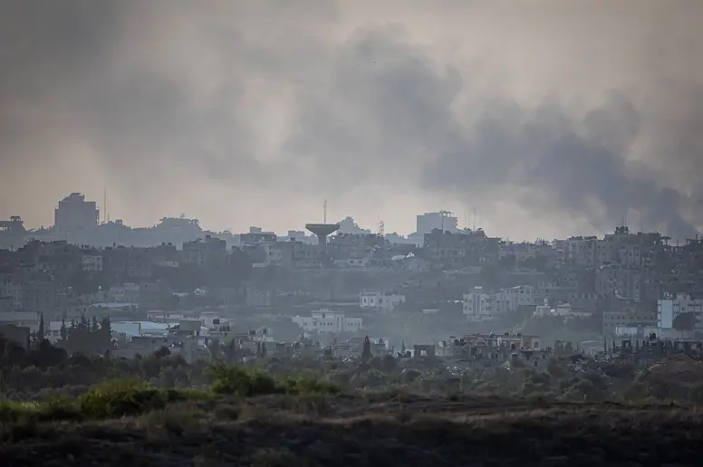 Blick aus der Ferne auf den Gazastreifen