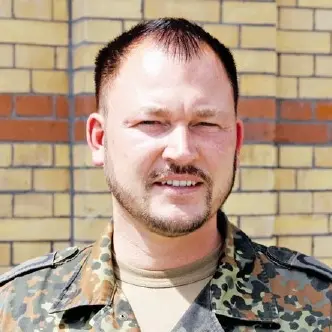 Sebastian Quandt Porträt von Sebastian Quandt in Uniform