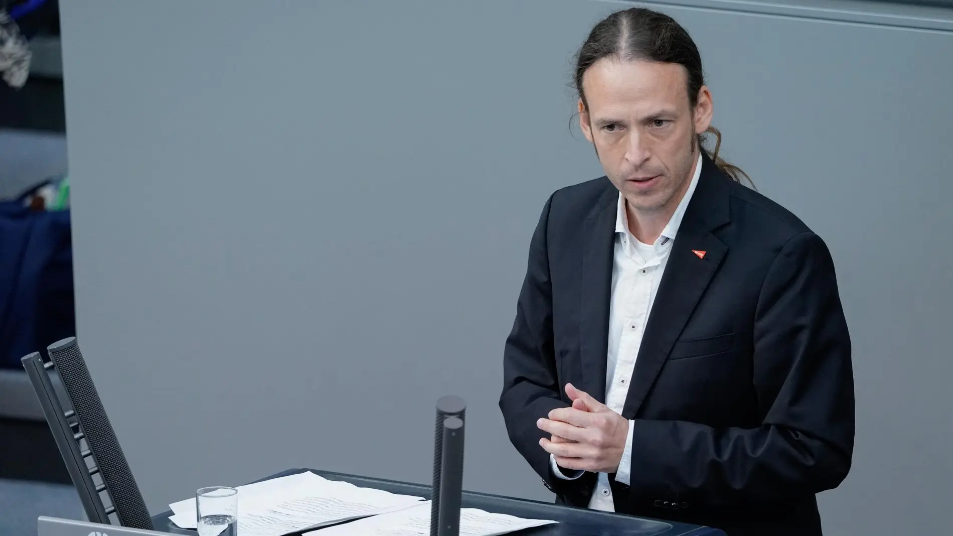 Pascal Meiser Pascal Meiser bei seiner Rede im Deutschen Bundestag
