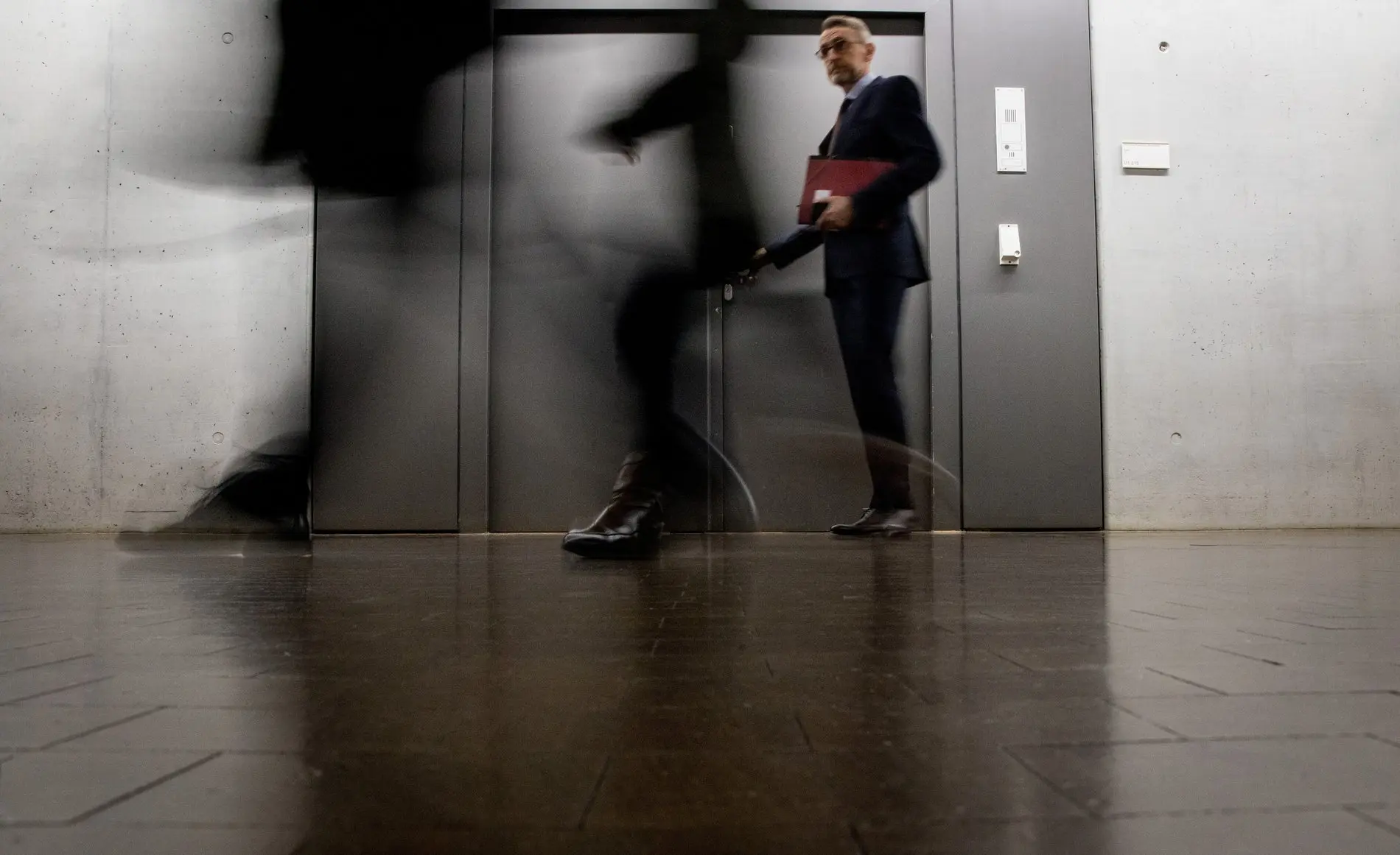 Eingang zum Sitzungssaal des Parlamentarischen Kontrollgremiums. Eingang zum Sitzungssaal des Parlamentarischen Kontrollgremiums.