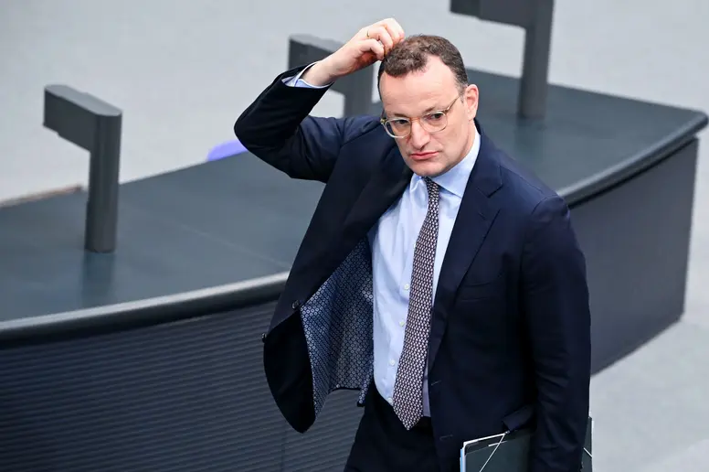 Jens Spahn im Plenarsaal