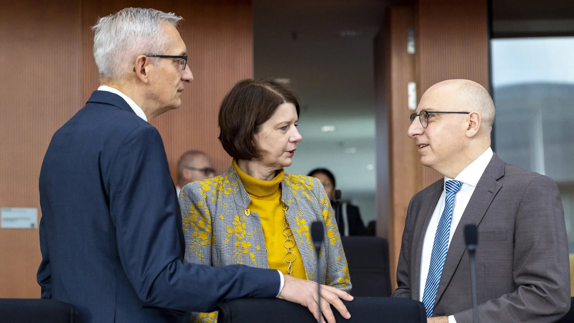 Martin Jäger, Martina Rosenberg und Sinan Selen im Gespräch