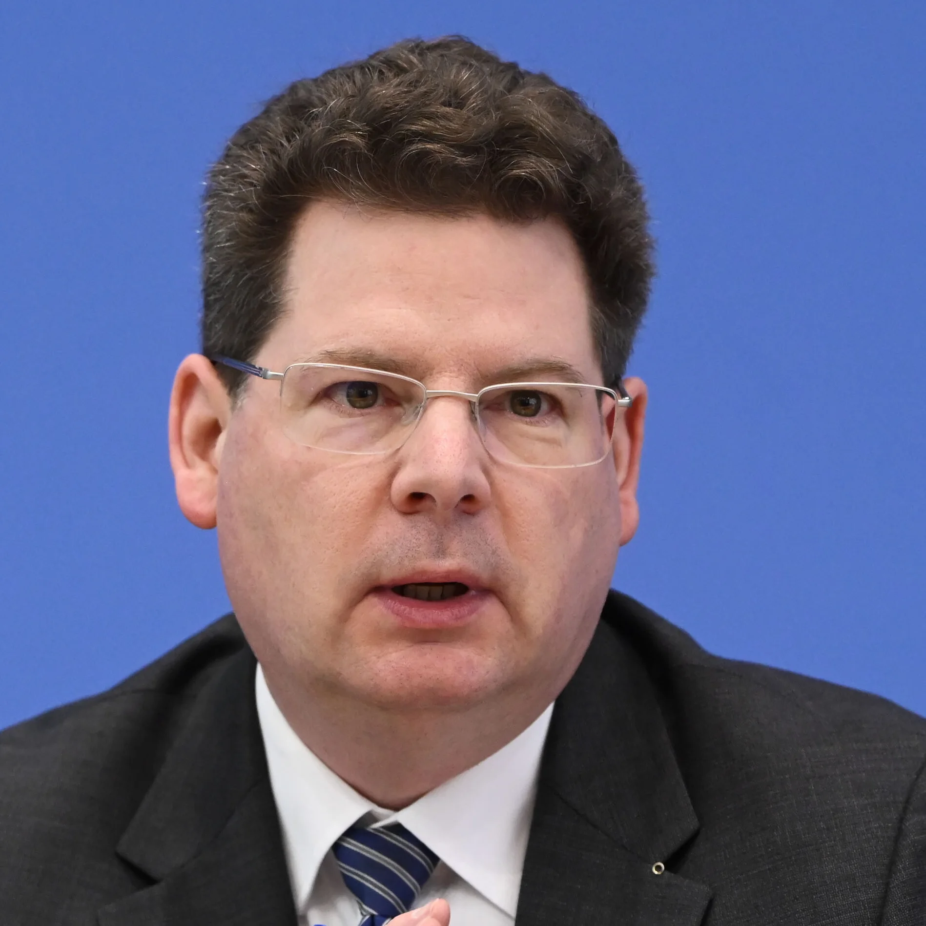 Oliver Holtemöller im Porträt