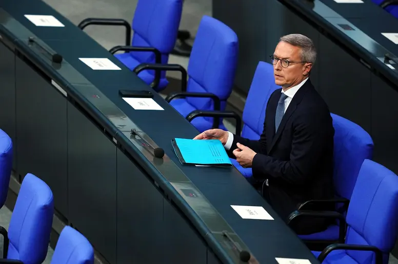 Karsten Wildberger auf der Regierungsbank