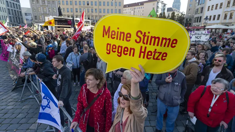 Protestgruppe gegen Pegida