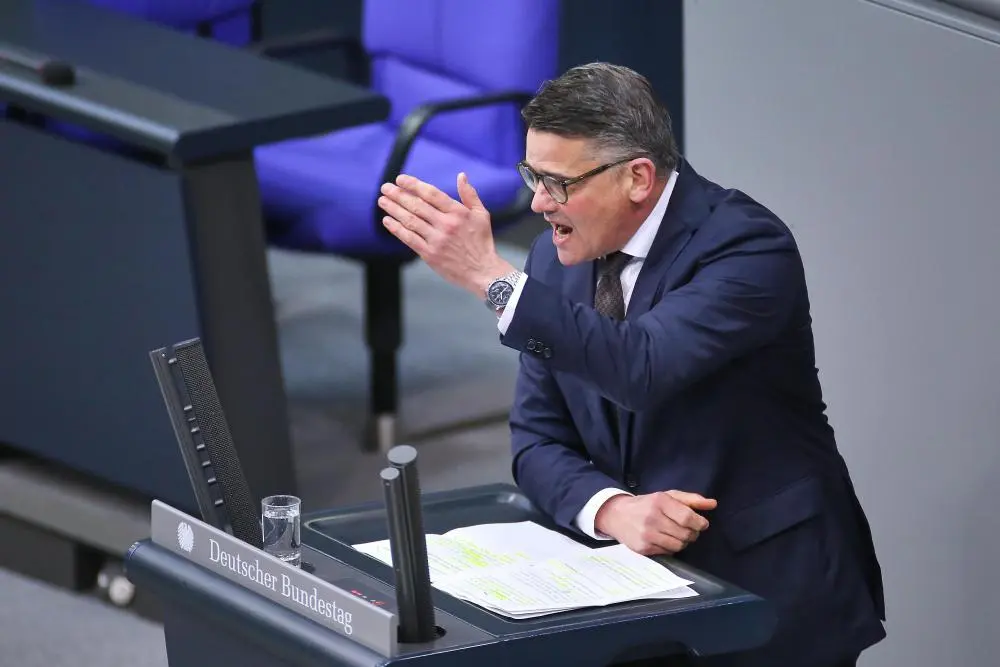 Debatte um IP-Speicherung Boris Rhein im Bundestag