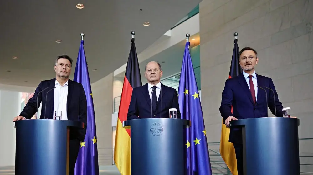 Mehr zum Thema Regierung prüft Folgen des Urteils zum Nachtragshaushalt