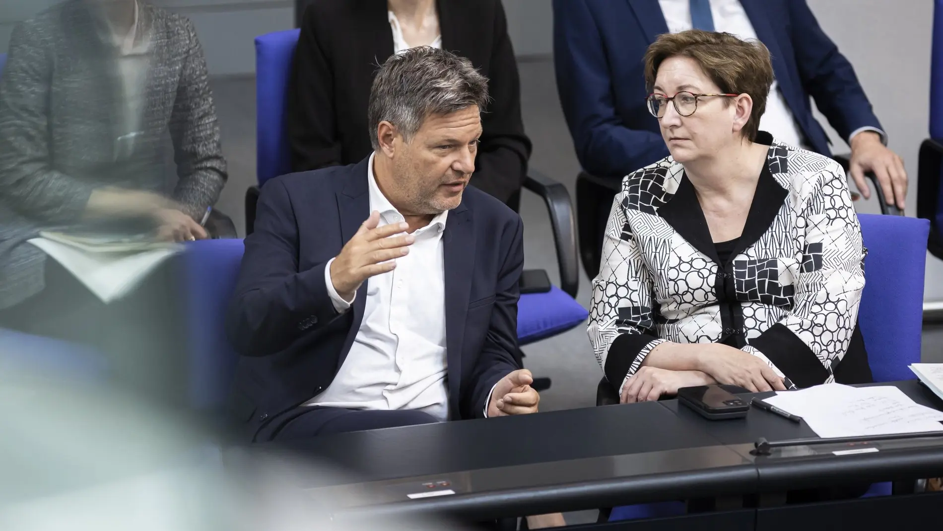Robert Habeck im Gespraech mit Klara Geywitz Robert Habeck im Gespraech mit Klara Geywitz