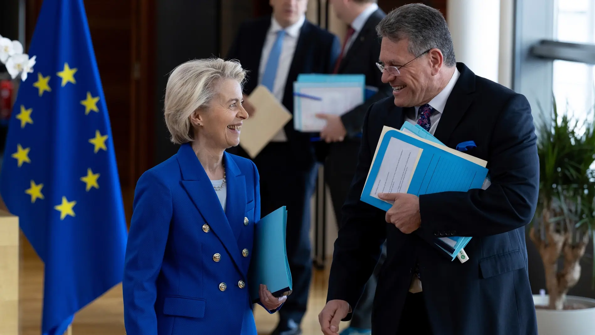 Ursula von der Leyen und Maroš Šefčovič im Gespräch