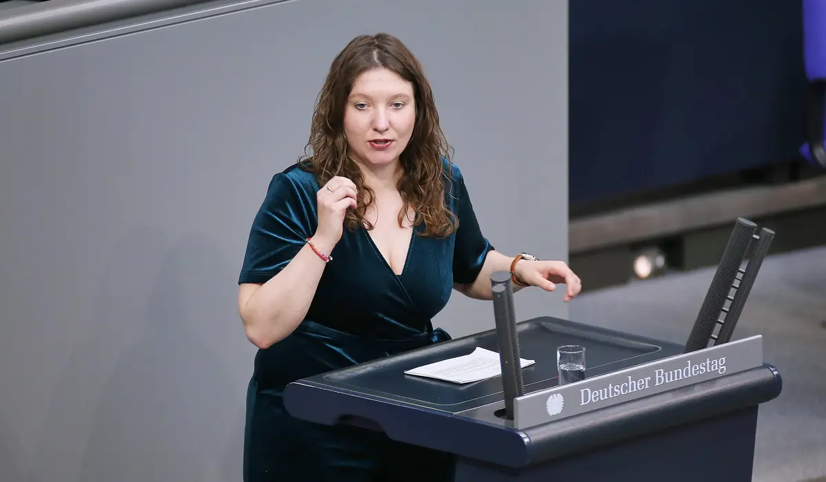 Desiree Becker am Rednerpult