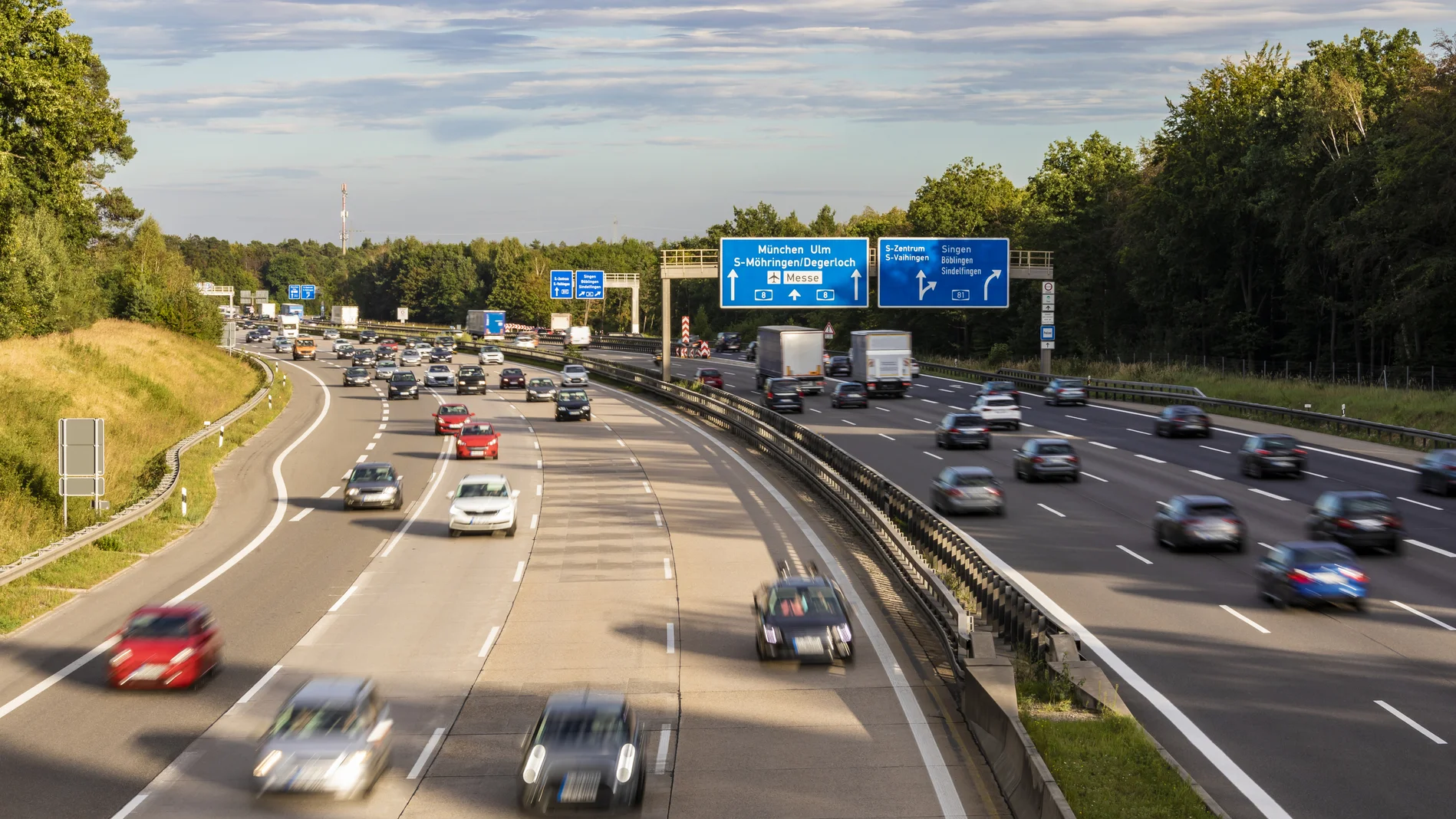 Mehr zum Thema Koalition bringt Tankrabatt auf den Weg