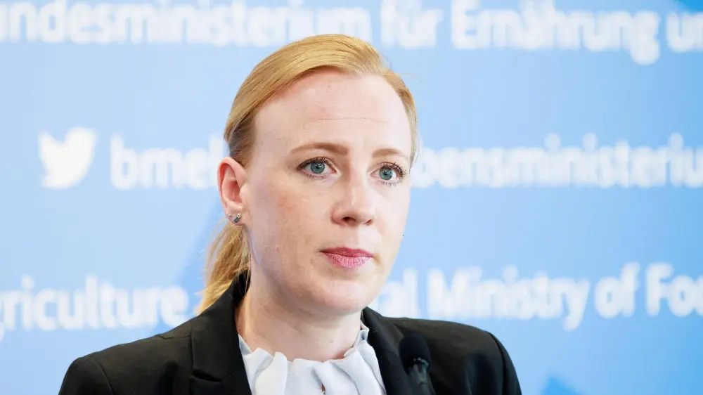 Ariane Désirée Kari, Bundestierschutzbeauftragte.