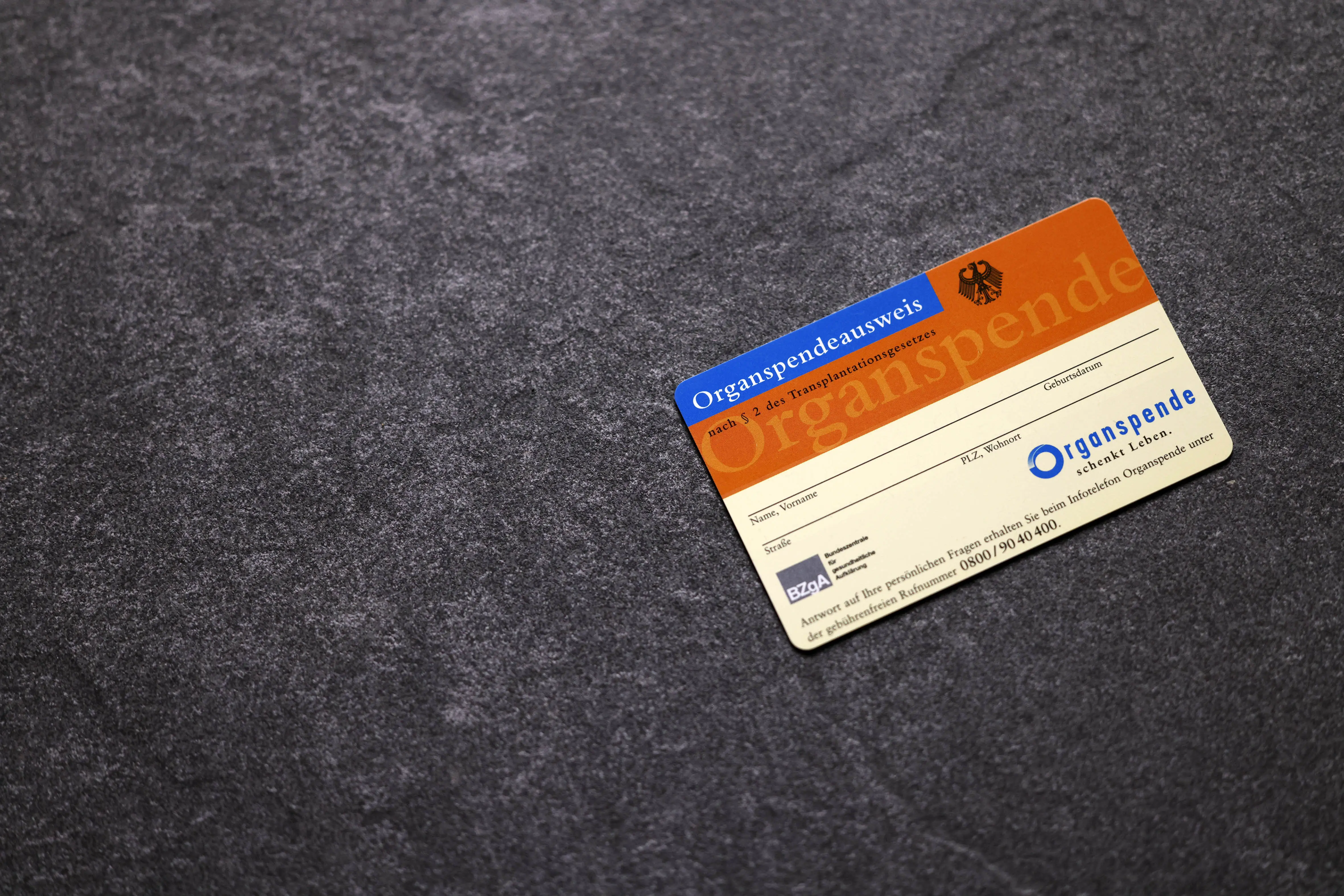 Ein Organspendeausweis nach Paragraph 2 des Transplantationsgesetzes