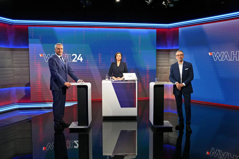 TV-Duell in Österreich Bei Susanne Schnabl diskutieren Herbert Kickl und Karl Nehammer im Fernsehen