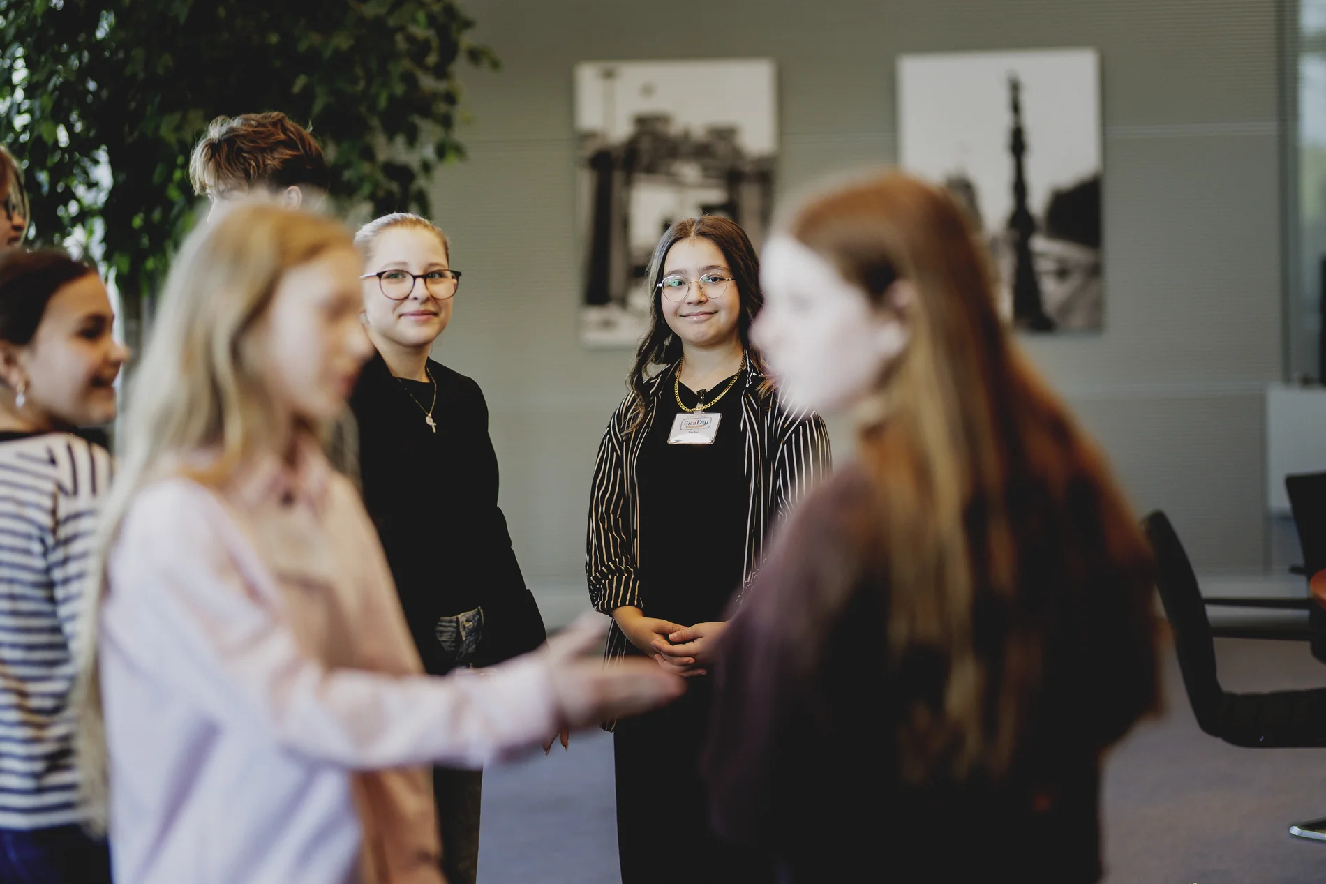 Julia Klöckner empfängt Kinder und Jugendliche