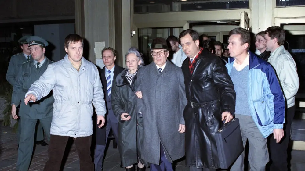 Mehr zum Thema Als Erich Honecker vom Krankenhaus direkt in Haft kam