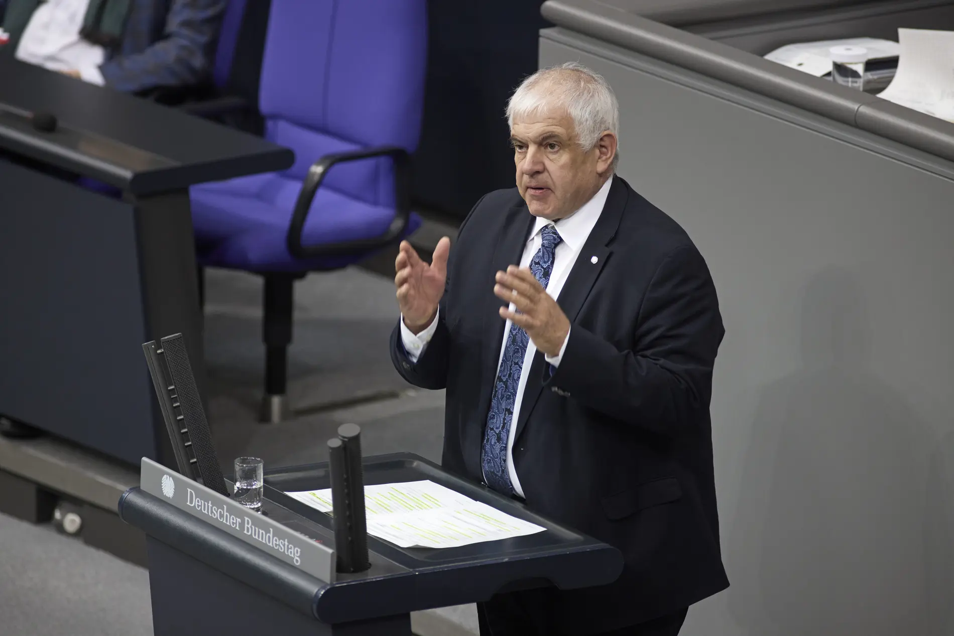 Hermann Färber (CDU) Hermann Färber (CDU) während seiner Rede im Plenum