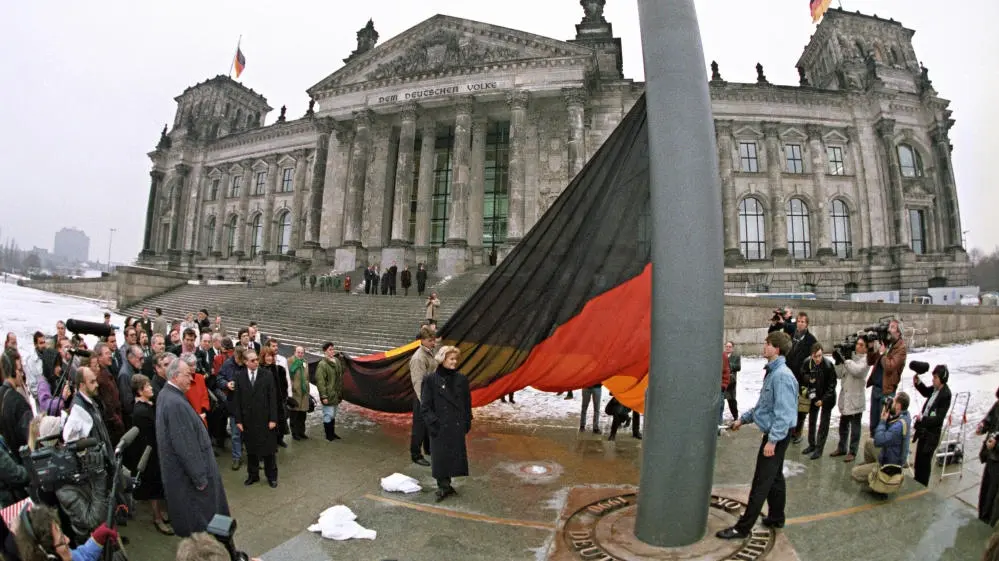 Parlamentarischer Neuanfang nach der Wiedervereinigung