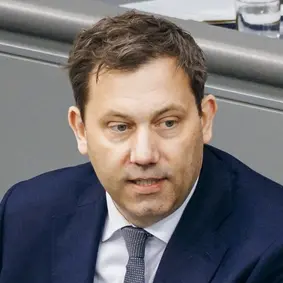 Lars Klingbeil (SPD) Lars Klingbeil während seiner Rede