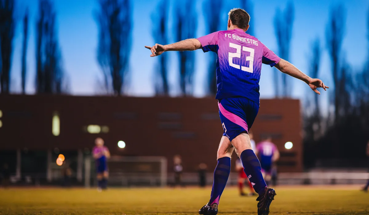 Spieler des FC Bundestag beim Jubel