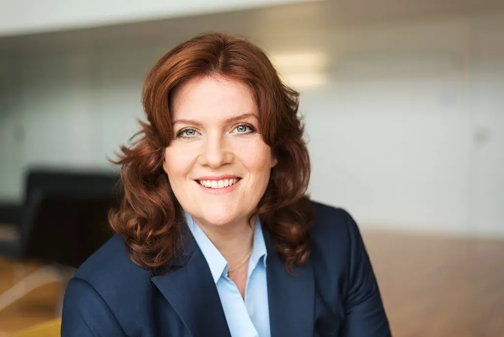 Sandra Weeser (FDP) Sandra Weeser im Portät lächelnd