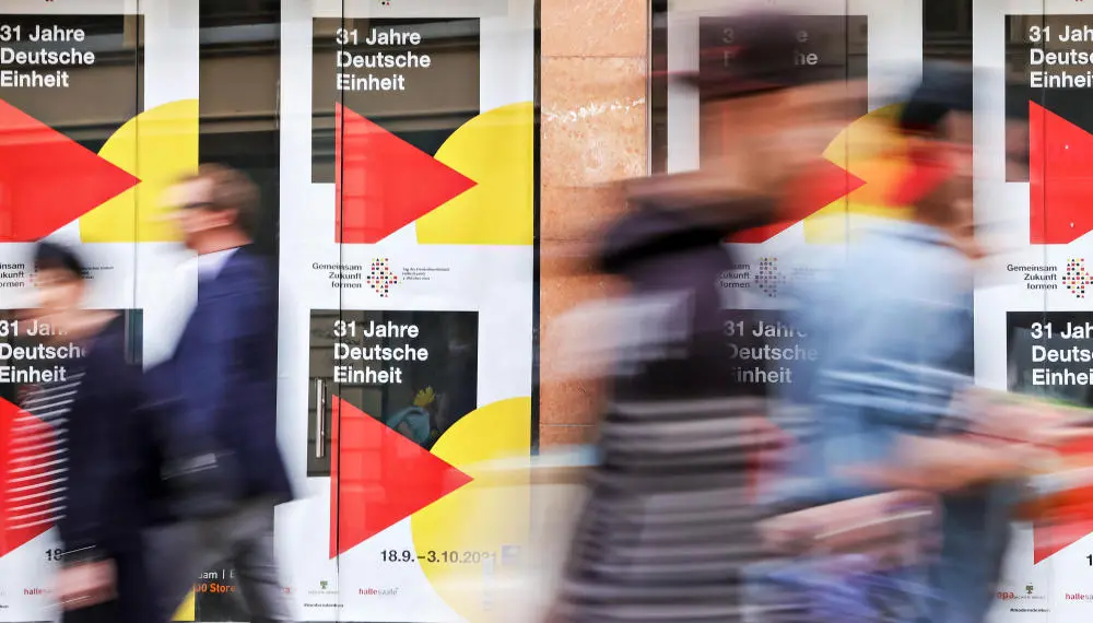 Deutsche Einheit Werbeplakate für 31 Jahre Deutsche Einheit