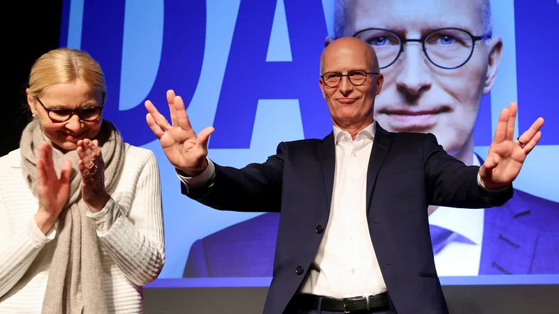 Peter Tschentscher (SPD) und seine Ehefrau Eva-Maria Tschentscher