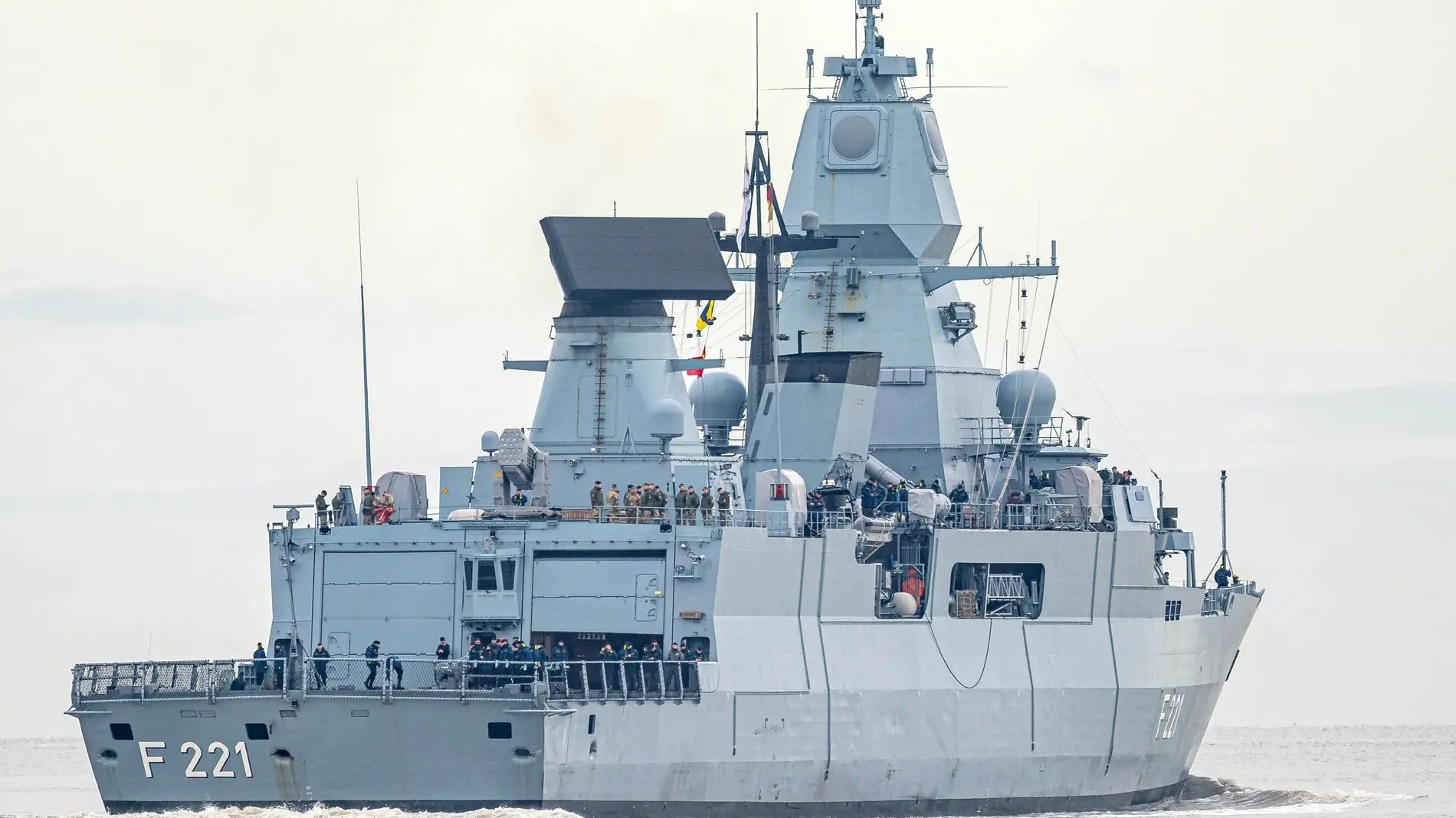 Mehr zum Thema Marineeinsatz gegen Huthi-Angriffe beschlossen