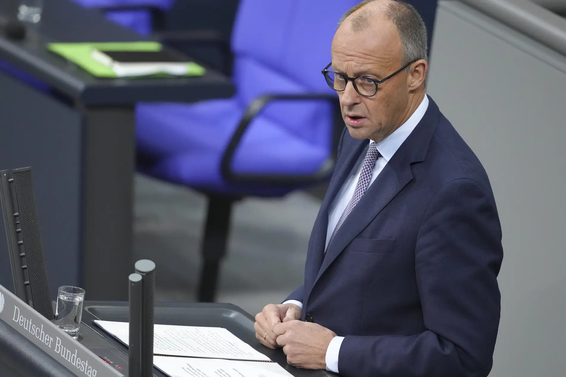 Friedrich Merz bei seiner Rede und Abgabe einer Regierungserklärung Friedrich Merz bei seiner Rede und Abgabe einer Regierungserklärung