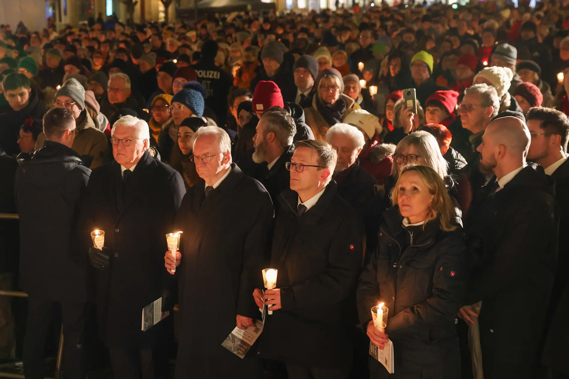 Steinmeier in Magdeburg Bundespräsident Steinmeier gedenkt in Magdeburg der Opfer des Anschlags.