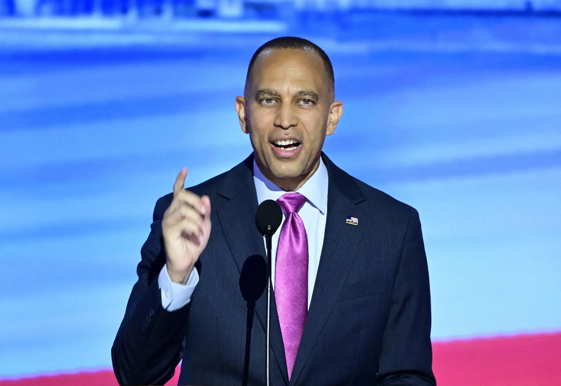 Hakeem Jeffries Hakeem Jeffries am Mikrofon