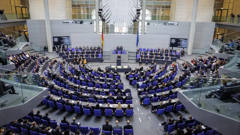Blick in den Plenarsaal