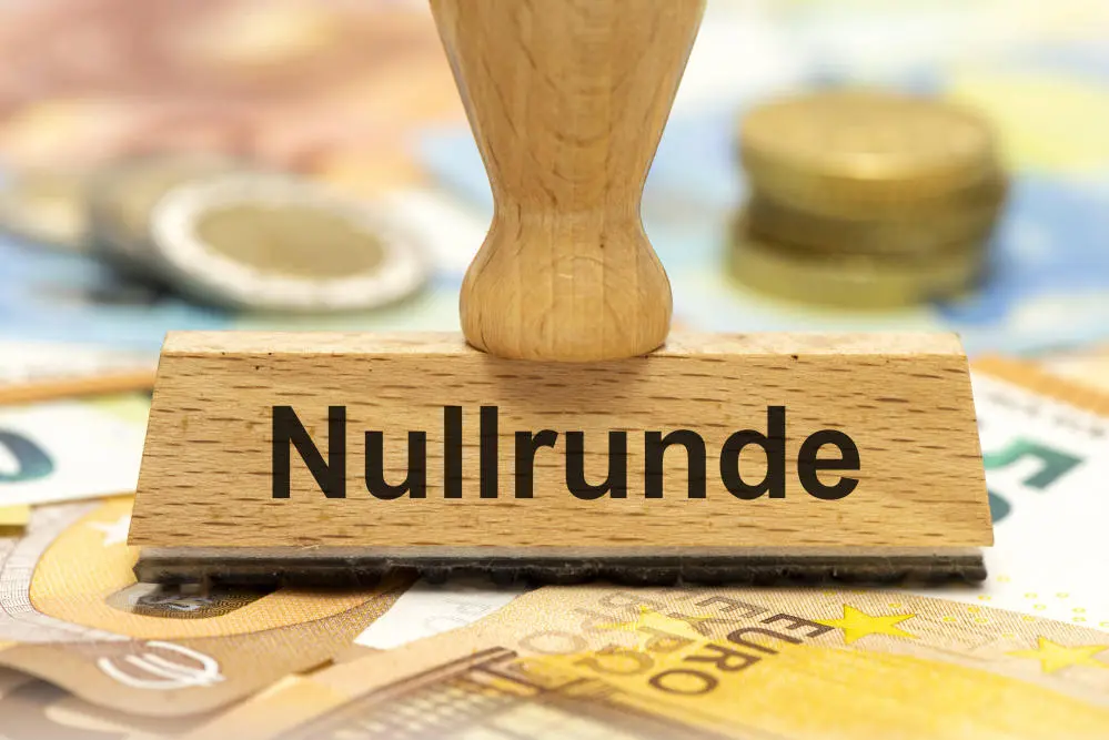 Sozial-Etat Stempel mit der Aufschrift "Nullrunde"
