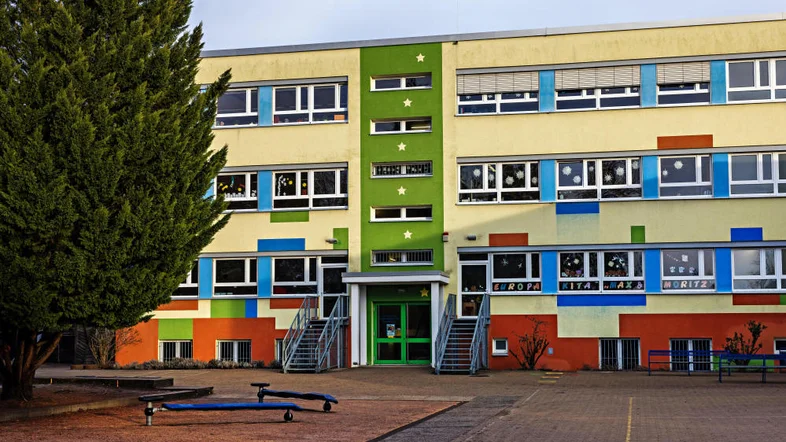 Ein Gebäude der Regine Hildebrand Grundschule in Cottbus