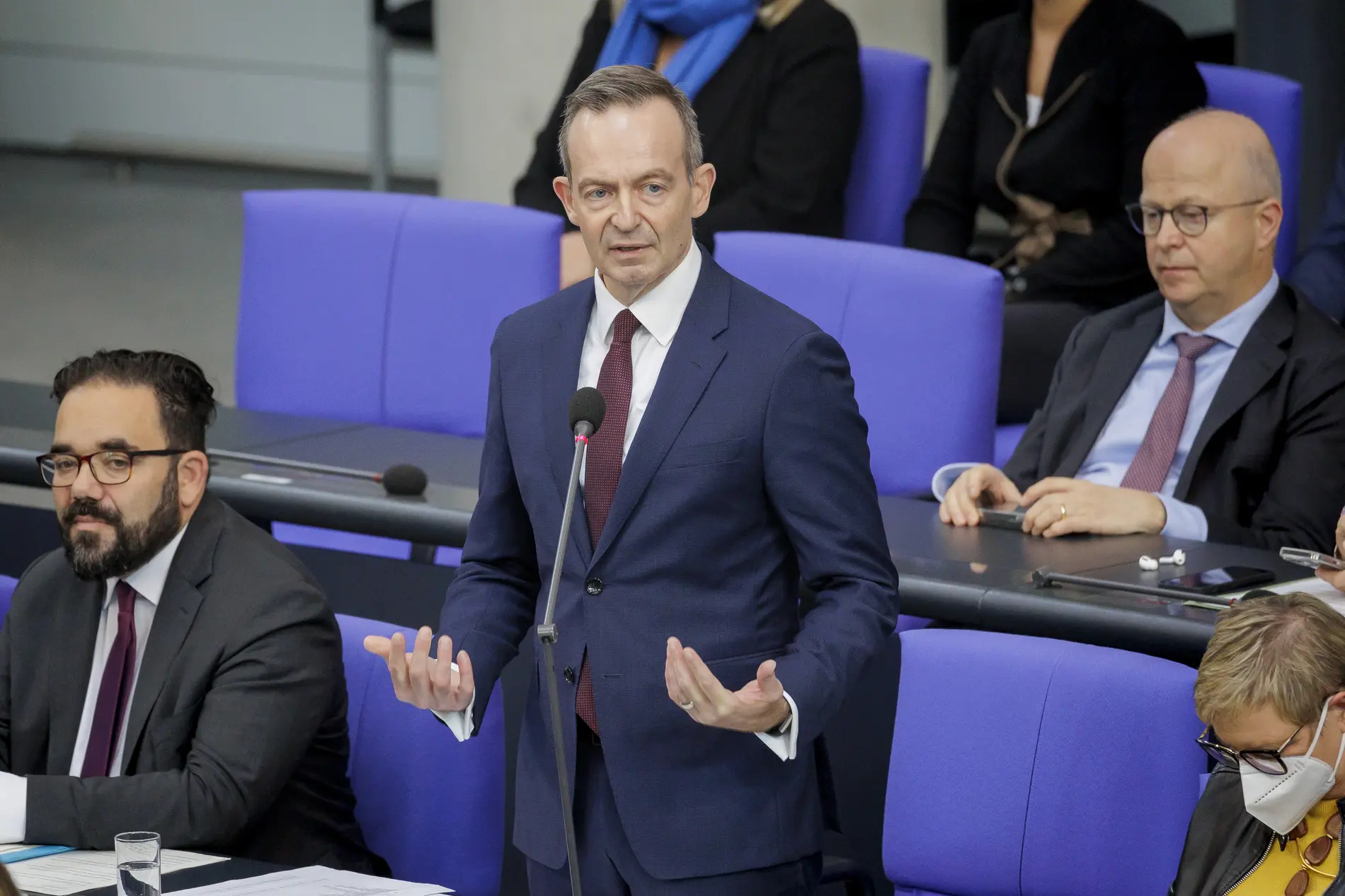 Bundesminister für Digitales und Verkehr: Volker Wissing Volker Wissing (FDP) im Plenarsaal des Deutschen Bundestages