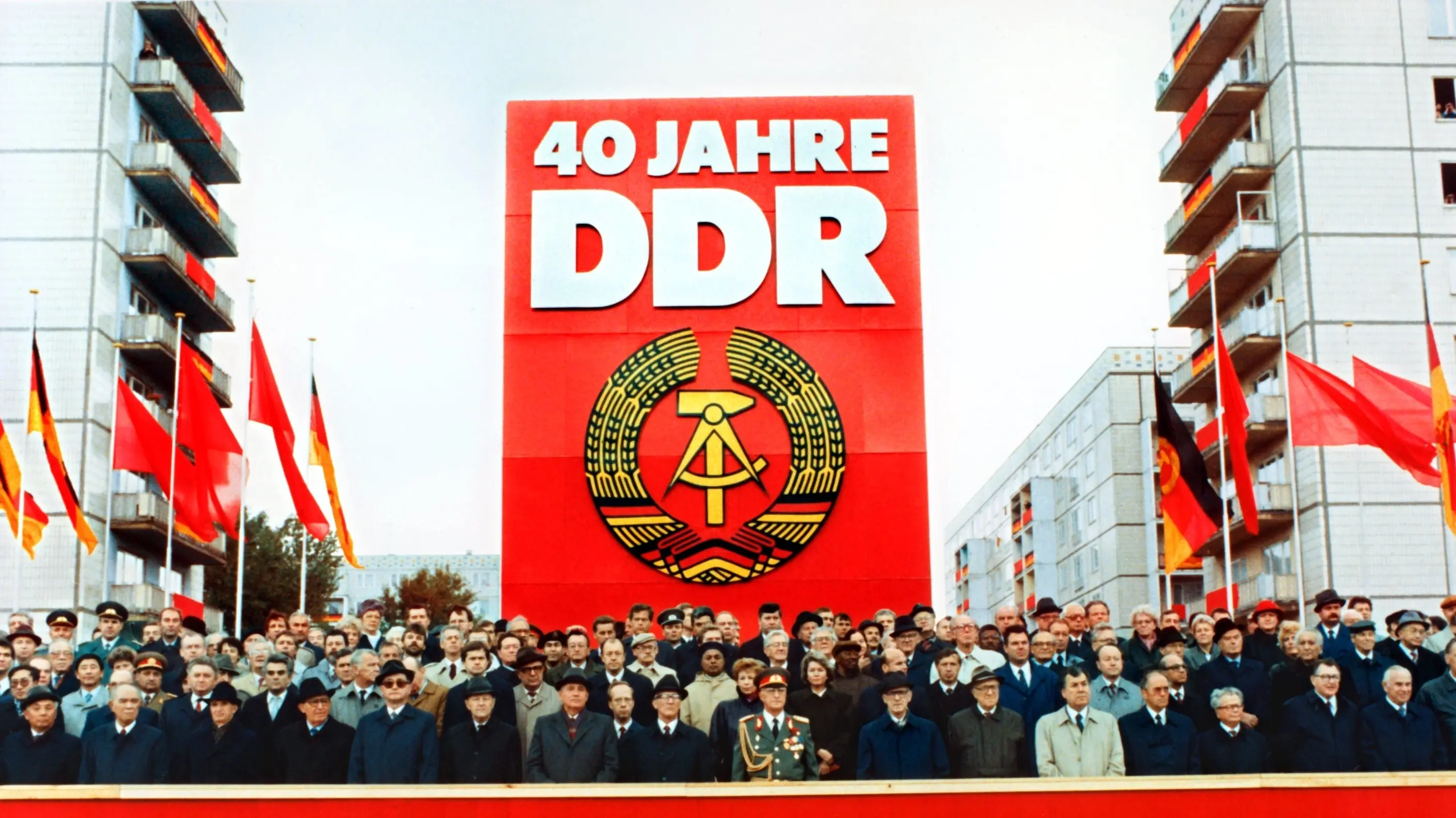 Mehr zum Thema Das Ende der Ära Honecker