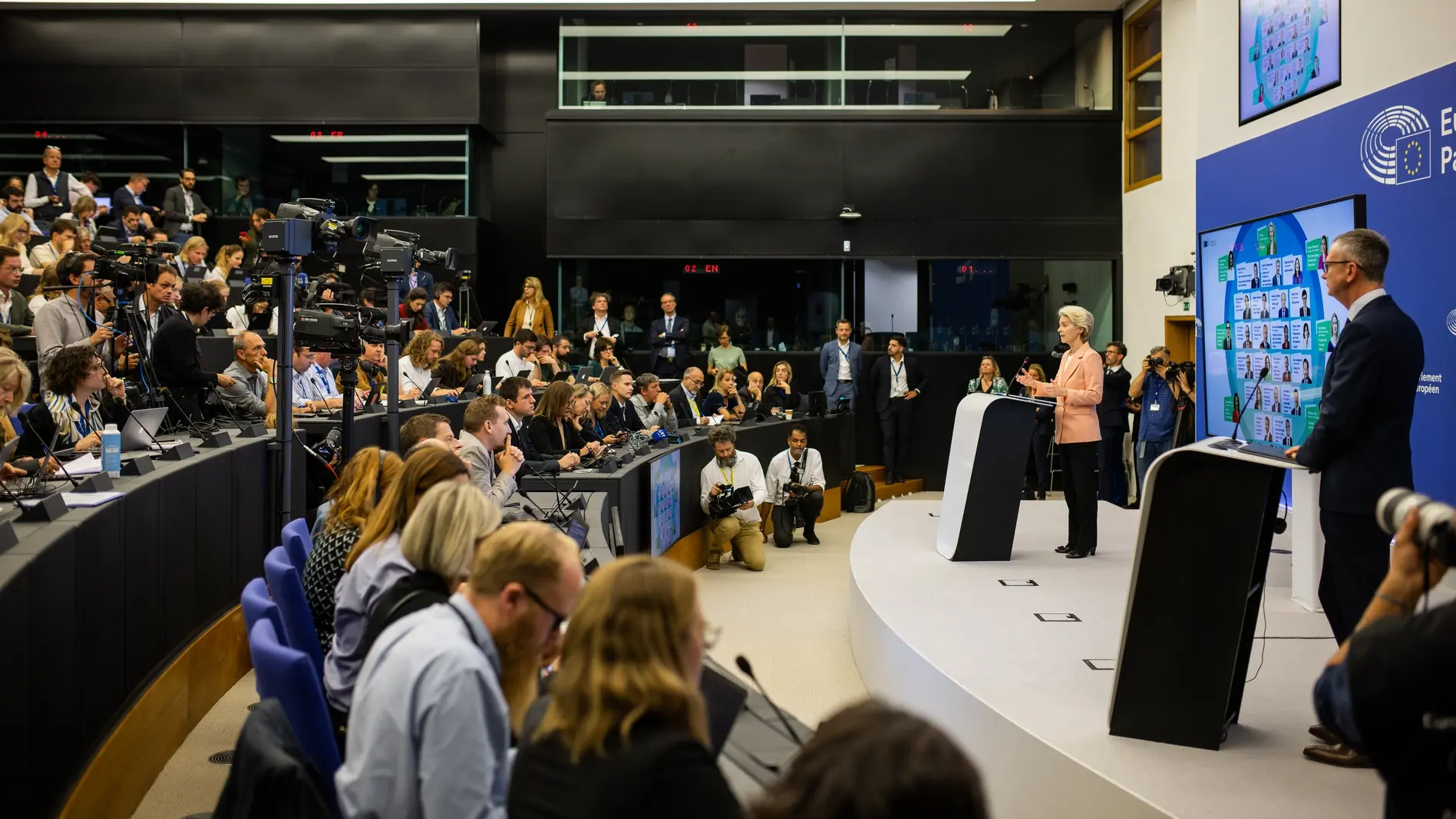 EU-Kommission vorgestellt Ursula von der Leyen bei der Pressekonferenz in Straßburg.