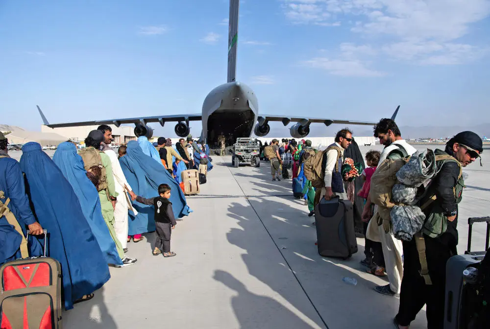 Evakuation afghanischer Zivilisten im August 2021 am Kabuler Flughafen