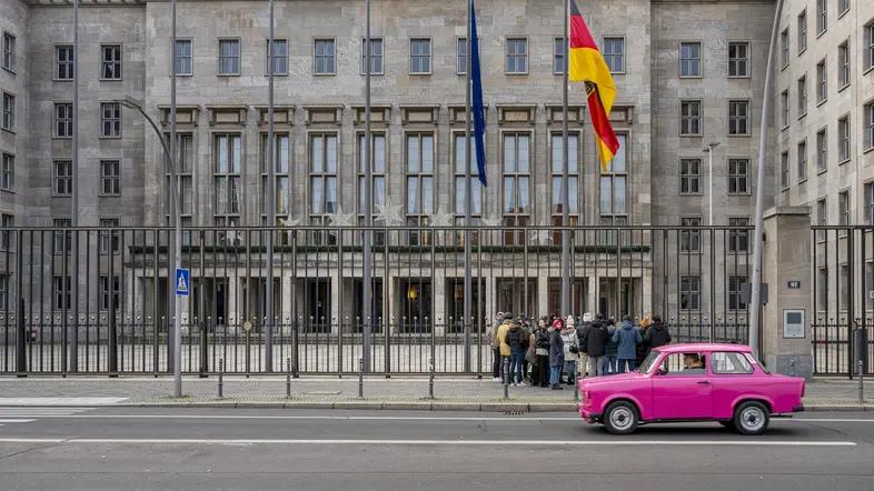 Das Bundesfinanzministerium in der Wilhelmstraße in Berlin, Deutschland