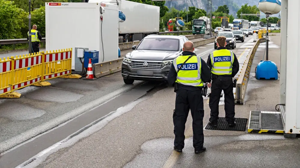 Grenzkontrolle der Bundespolizei an der Kontrollstelle Kiefersfelden am vergangenen Donnerstag Grenzkontrolle der Bundespolizei an der Kontrollstelle Kiefersfelde am vergangenen Donnerstag