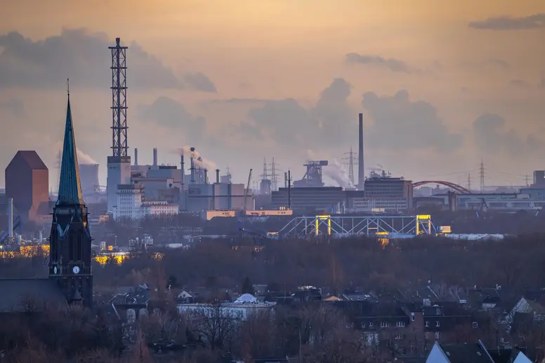 Skyline der Innenstadt von Duisburg.