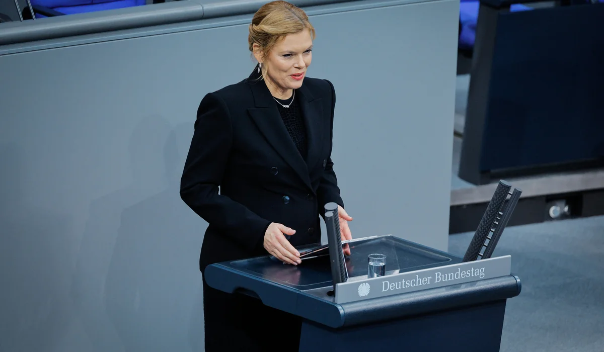 Julia Klöckner am Rednerpult