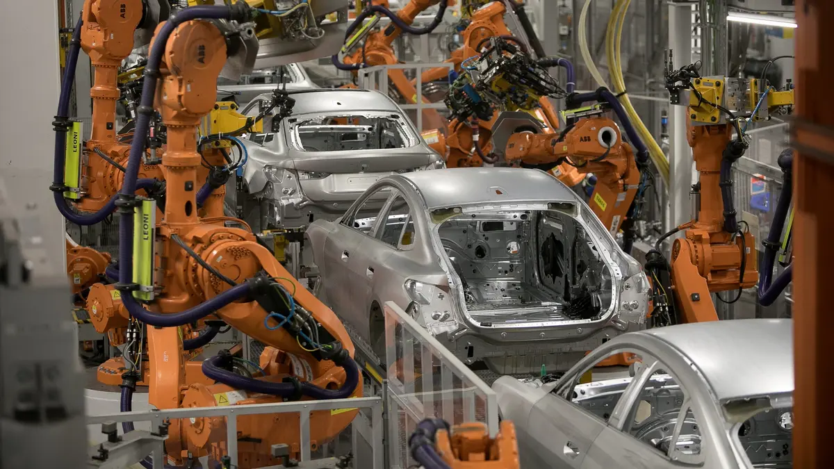 Automobilherstellung auf dem BMW-Werksgelände im Münchener Norden. 