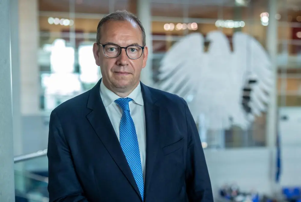 Henning Otte (CDU) Henning Otte (CDU), aufgenommen nach seiner Wahl als neuer Wehrbeauftragter des Bundestags.