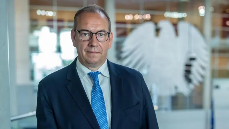 Henning Otte (CDU), aufgenommen nach seiner Wahl als neuer Wehrbeauftragter des Bundestags.
