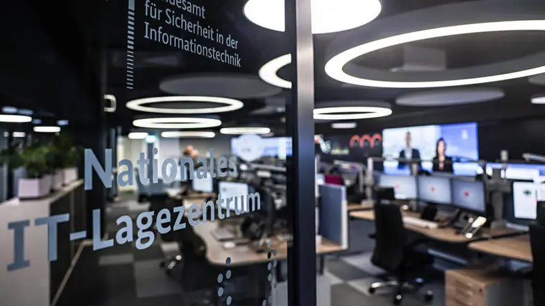 Nationales IT-Lagezentrum im Bundesamt für Sicherheit in der Informationstechnik
