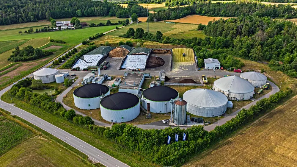 Biogasspeicher-Behälter im Biogaspark in Bayern