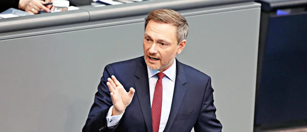 Bundesfinanzminister Christian Lindner will haushaltspolitische die "Rückkehr zur Normalität". In diesem krisenhaften Jahr dürfte das allerdings schwierig werden.