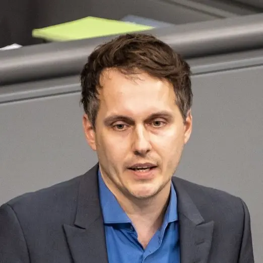 Sven-Christian Kindler spricht im Deutschen Bundestag