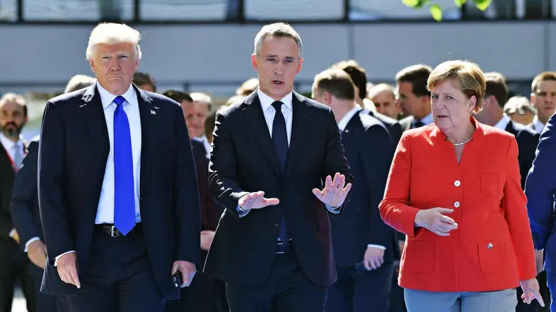 Donald Trump, Jens Stoltenberg und Angela Merkel